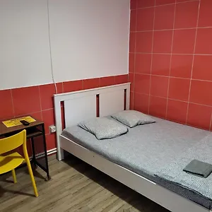 4 Gara de Nord Poshtel Hostal